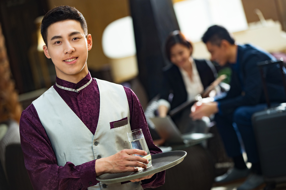 酒店餐飲服務員的職責與素養(yǎng)